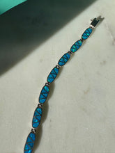 Load image into Gallery viewer, Simulated Opal Inlay Sterling Silver Bracelet 7.25”
