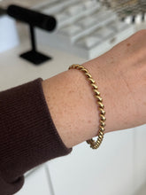 Load image into Gallery viewer, Italian 14k Gold San Marco Bracelet
