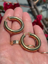 Load image into Gallery viewer, Vintage Italian 14k Yellow Gold Tubular Hoops
