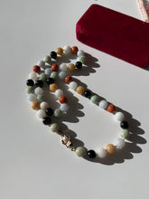 Load image into Gallery viewer, Vintage Jade Bead &amp; 14k Gold Necklace 21”

