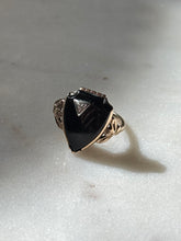 Load image into Gallery viewer, Vintage Black Onyx 10k Gold Ring Size 6
