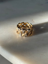 Load image into Gallery viewer, Vintage Woven Natural Diamond Solid 14k Gold Ring Size 6.75
