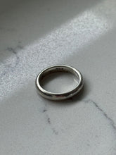 Load image into Gallery viewer, Solid Sterling Silver Classic Band Ring Size 7
