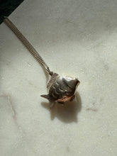 Load image into Gallery viewer, Puffy Fish Sterling Silver Necklace 20”

