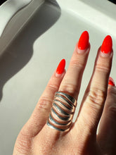 Load image into Gallery viewer, Modernist Sterling Ring Size 6.75
