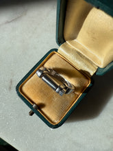 Load image into Gallery viewer, Screw Shackle Sterling Silver Ring Size 7.5
