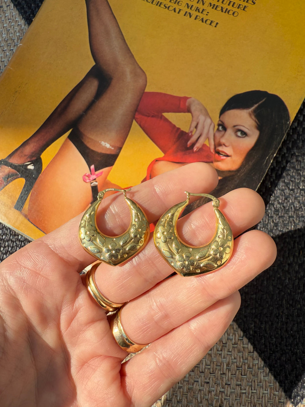 Vintage Flower 14k Yellow Gold Hoops