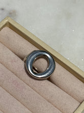 Load image into Gallery viewer, Tiffany &amp; Co. Elsa Peretti Sterling Ring Size 6
