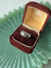 Load image into Gallery viewer, Vintage Sterling Lobster Ring Size 3.5
