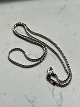 Load image into Gallery viewer, Vintage Sterling Silver Chain 16.25”
