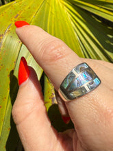 Load image into Gallery viewer, Abalone Sterling Silver Ring Size 8
