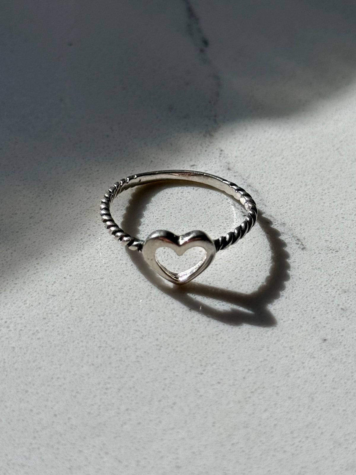 Vintage Sterling Silver Heart Cutout Ring Size 8.5