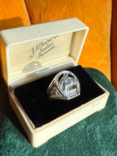 Load image into Gallery viewer, Horseshoe Sterling Silver Ring Size 9.75
