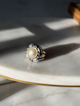 Load image into Gallery viewer, Pearl Sterling Silver &amp; 14k Gold Ring Size 6
