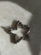 Load image into Gallery viewer, Vintage Pink Star Brooch
