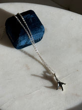 Load image into Gallery viewer, Claw Sterling Silver Necklace 18”
