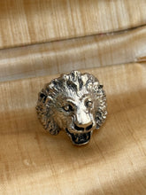 Load image into Gallery viewer, Vintage Lion Sterling Silver Ring Size 9
