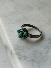 Load image into Gallery viewer, Vintage Sterling Silver Turquoise Ring Size 7
