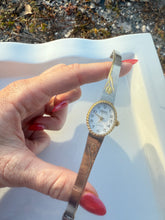 Load image into Gallery viewer, Floral Two-Tone Vintage Watch
