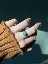 Load image into Gallery viewer, Turquoise Claddagh Heart Vintage Sterling Silver Ring
