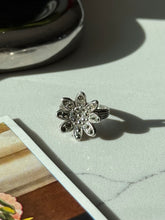Load image into Gallery viewer, Vintage Sterling Silver Flower Ring Size 5
