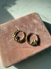 Load image into Gallery viewer, Vintage Cherub 14k Yellow Gold Hoops
