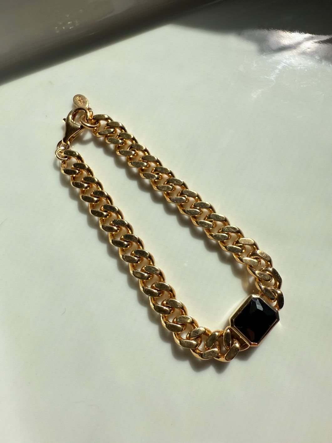 Cuban Link Bracelet w/ Glass Stone 7”