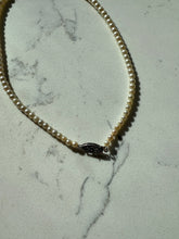 Load image into Gallery viewer, Vintage 10k White Gold Graduated Pearl Necklace 14.5”
