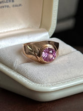 Load image into Gallery viewer, Vintage 1970s Soviet USSR Pink Sapphire 14k Gold Ring
Size 6.75

