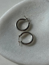 Load image into Gallery viewer, Vintage Sterling Silver Hoops
