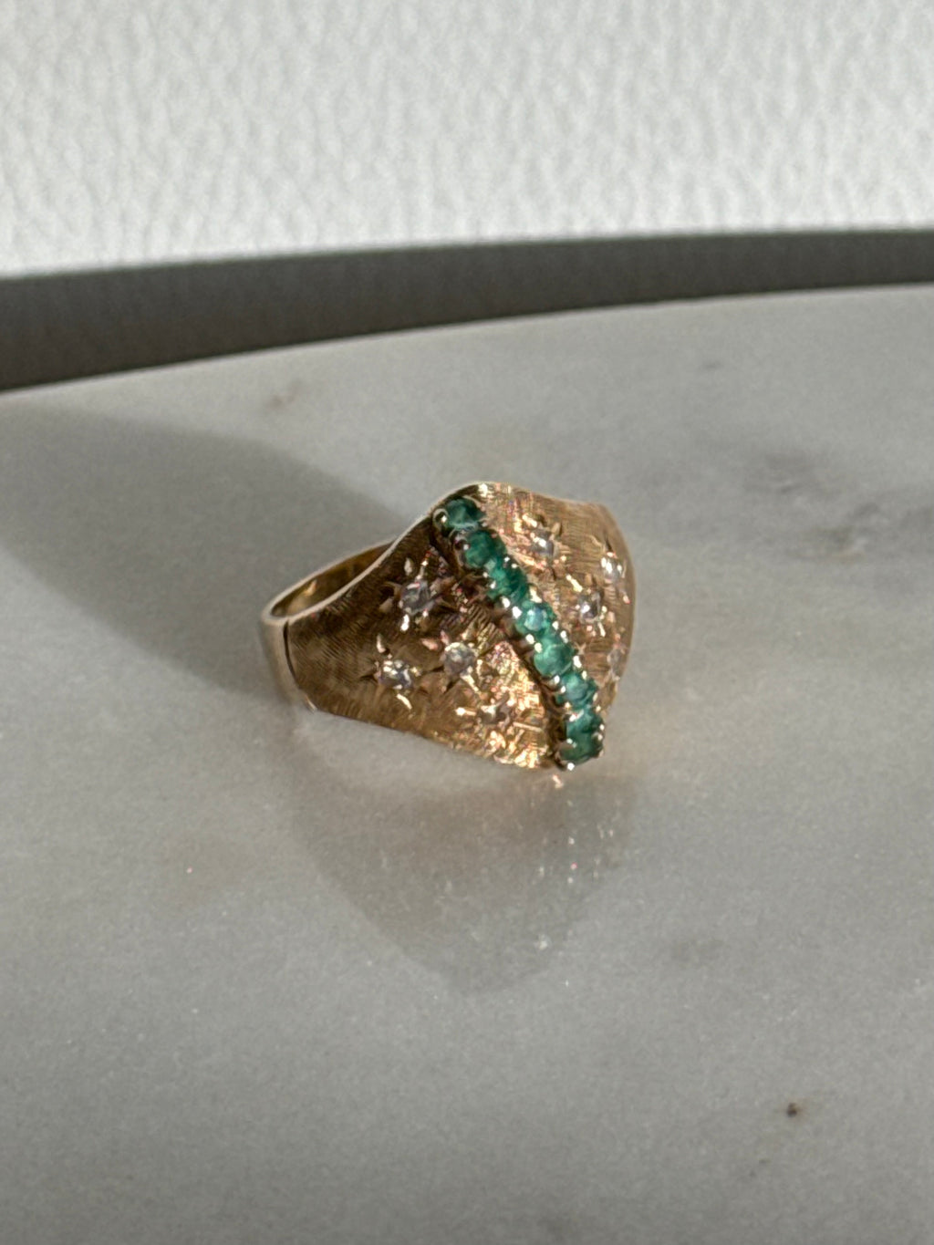 Vintage 1960s Starburst Set Diamond & Emerald 14k Gold Ring