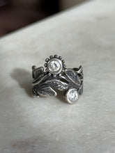 Load image into Gallery viewer, Sterling Silver Ring Size 7

