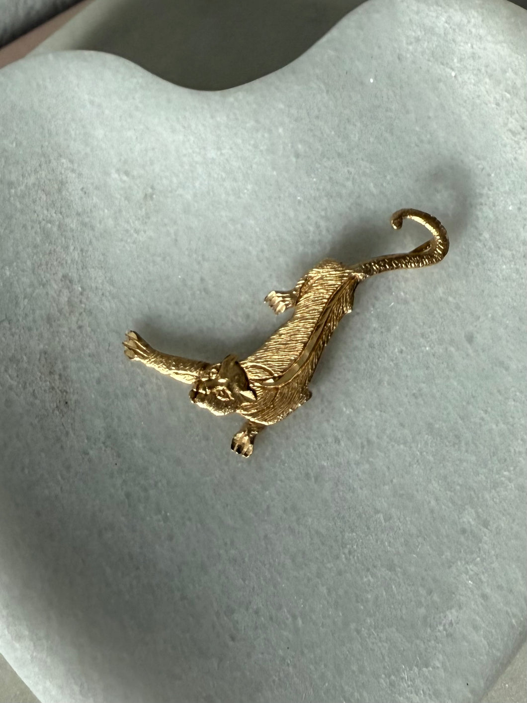 Vintage Tiger 14k Yellow Gold Pendant