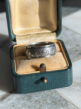 Load image into Gallery viewer, Heart Sterling Silver Band Size 7
