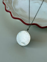 Load image into Gallery viewer, Vintage Spiny Oyster &amp; Abalone Shell Sterling Necklace 18”
