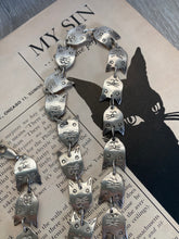 Load image into Gallery viewer, Mexico Sterling Vintage Cat Link Necklace
