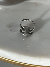 Load image into Gallery viewer, Blue Sapphire Sterling Silver Ring Size 6
