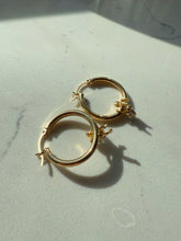 Load image into Gallery viewer, Vintage Hanging Cherub 14k Yellow Gold Hoops
