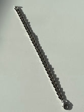 Load image into Gallery viewer, Vintage Sterling Silver Bracelet 7.75”
