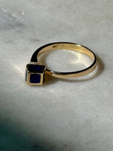 Load image into Gallery viewer, Vintage Modernist Blue Enamel 18k Gold Ring Size 7

