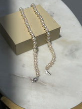 Load image into Gallery viewer, Vintage Pearl Necklace w/ 14k White Gold Clasp 15”
