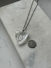 Load image into Gallery viewer, Vintage Chunky Heart Silver Plated Necklace
