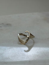 Load image into Gallery viewer, Vintage Sterling Wave Ring Size 7.25
