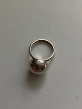 Load image into Gallery viewer, Modernist Sterling Silver Ring
