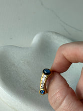 Load image into Gallery viewer, Vintage Modernist 18k Yellow Gold Cabochon Ring Size 7
