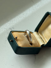 Load image into Gallery viewer, Solid Sterling Silver Classic Band Ring Size 7
