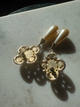 Load image into Gallery viewer, Vintage Pearl Drop Cabochon Gold Plated Earrings
