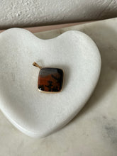 Load image into Gallery viewer, Midcentury 10k Gold Polished Petrified Wood Pendant
