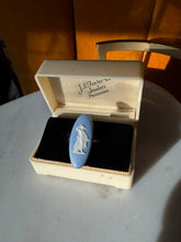 Load image into Gallery viewer, Wedgwood Sterling Silver Ring Size 6.75
