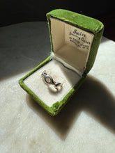 Load image into Gallery viewer, Chain Link Sterling Silver Ring Size 8.25
